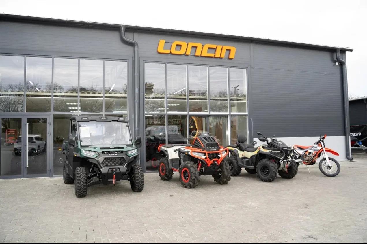 Фасад ДОН Мотоцентр с техникой LONCIN
